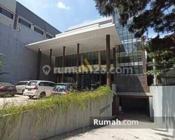 Perkantoran di Jalan Setiabudi, Bandung 2.300 M Bagus SHM And016