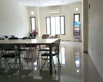 Jual ruko strategis di komplek taman kopo indah 3