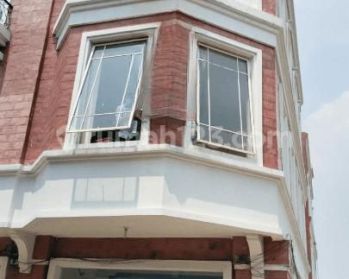 Dijual Cepat Ruko 3 Lantai Di Area Bsd Serpong, Tangerang, Jawa Barat