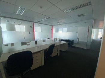 Sewa Kantor Furnish Eksklusif 390 M2 di Pondok Indah Office Tower