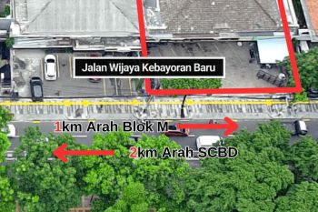 Dijual Rumah Tua Terawat di Kebayoran Baru. Daerah Komersial