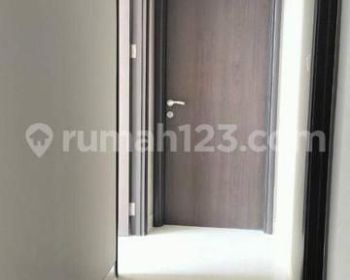Di Sewakan segera, apartemen dgn lokasi yang strategis, high floor