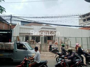 ruko siap pakai lokasi sangat strategis