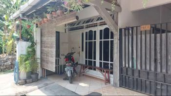Kost Bulanan 3x4m kamar mandi dalam belakang JEC