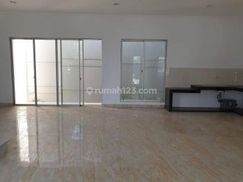 Hot Deal Rumah Brand New Golf Island