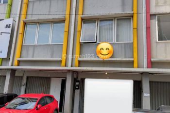 Ruko Dijual 3 Lantai di Msquare Cibaduyut