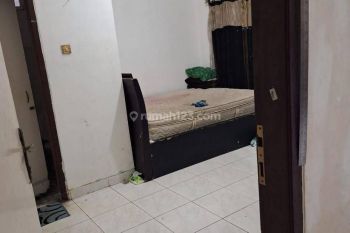 Disewakan rumah dlm komplek bintaro  sektor 5 lokasi strategis