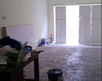RUMAH 2 LANTAI AREA SETRO DEKAT KENJERAN