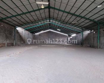 Gudang di Raya tanjungsari, Surabaya 1.100 m Bagus Hak Guna Bangun