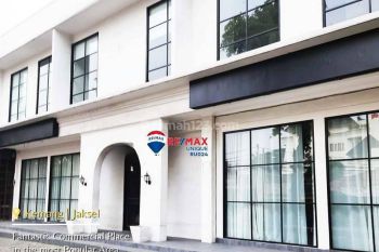 Fantastic Commercial For Restaurant, Clinic, Gallery, Showroom