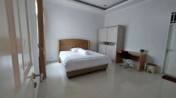 Disewakan 5 kamar kost wanita di Pulomas, hub:08111800935 (Liana)