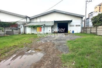 Gudang Strategis Tengah Kota Dekat Tol Gayamsari di Soekarno Hatta Semarang bud