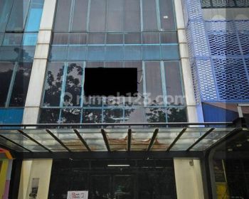 Disewakan Ruko 3 Lantai di Emerald Avenue Bintaro Jaya Siap Pakai