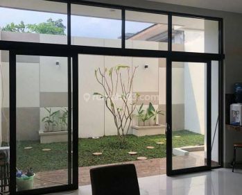 Dijual rumah baru terawat siap huni Batununggal