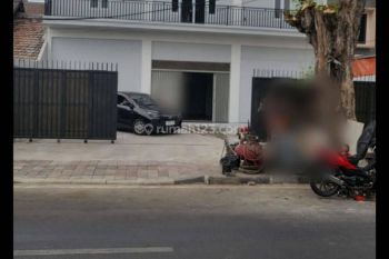 Ruko Baru Renovasi di Kramat,pinngir Jalan Lokasi Strategis