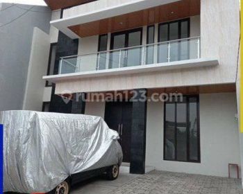 Cozy Rumah Lebar Gress 2 Lt Kota Bandung Cikutra Suci 146B1