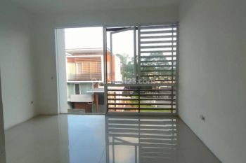 Disewakan rumah Di Citra 8
Aeropolis UK 8x18