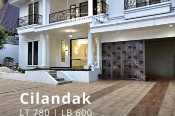 Dijual Rumah Brand New Private Pool Design Modern Classic di Cilandak