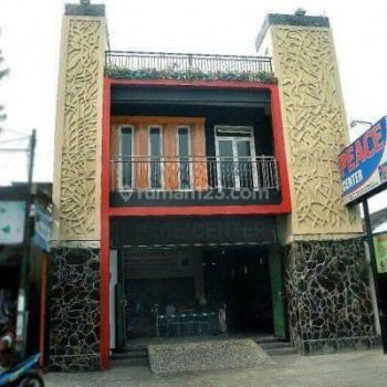 Ruang usaha di kampung inggris pare kediri