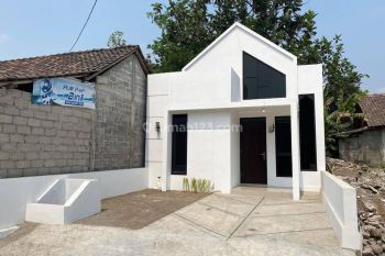 1 Terakhir Rumah Scandinavian Samping Jalan Jogja Solo
