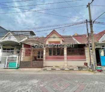 Disewakan Rumah Mulyosari Prima Jalan Utama Siap Huni