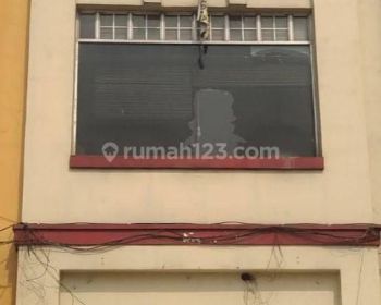 di Sutera niaga HADAP JLN RAYA SERPONG