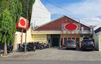 Rumah Usaha Komersial Area SENTRA KULINER Darmo Permai Surabaya Barat