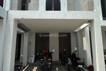 Rumah 2 Lantai Zebra Pedurungan Semarang Timur