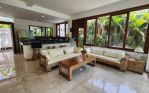 thumbnail-villa-pantai-pererenan-canggu-badung-bali-8