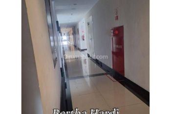 Apartemen di Lengkapi Kitchen Set Modena Dekat Lift