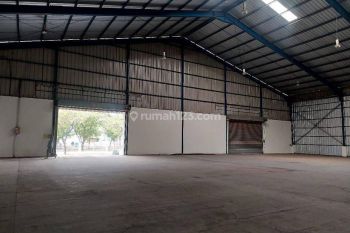 Gudang di Cipondoh 1000m Siap Pakai Tangerang Akses Kontainer