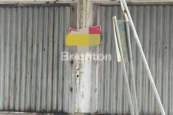 GUDANG/SHOWROOM LUAS BEKAS GALVALUM TENGAH KOTA KEDIRI