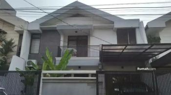 Rumah kost bagus cpk putih