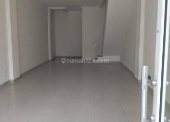 P Fl Disewakan Ruko Crown Hadap Dalam Green Lake City