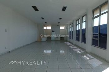 Ruko Bagus Siap Huni 4 Lantai di Soekarno Hatta