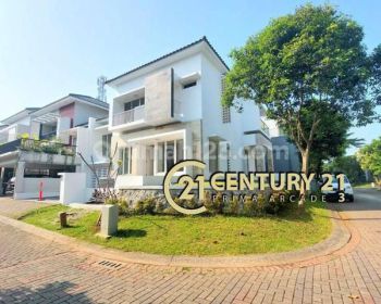 Rumah hook menawan di Kebayoran Bintaro sektor 7 SHM.3172