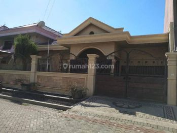 Rumah Kawasan Elit Galaxi Bumi Permai Surabaya Timur Jual Cepat
