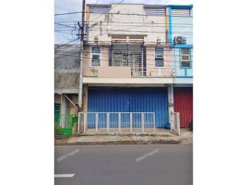 Ruko Traffic Ramai Bangunan Terawat Di Brigjen Slamet Riadi