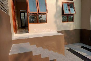 Rumah Dijual Bangunan Baru Minimalis di Sariwangi