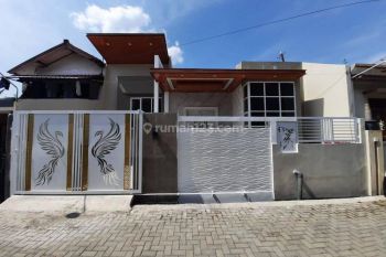 Rumah mewah delta mas