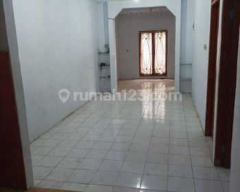 Disewakan Rumah di Taman Harapan Baru Bekasi