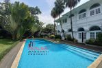 thumbnail-for-rent-house-beautiful-rumah-mewah-clasic-nuansa-putih-taman-besar-private-2