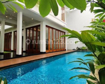 Rumah dijual pondok indah Kebayoran lama Jakarta selatan