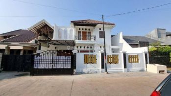 Rumah  Siap huni di Komplek Billymoon,Pondok Kelapa,Jakarta Timur