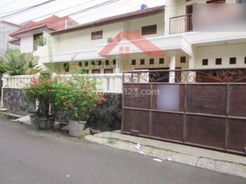 Rumah Bagus Siap Huni Strategis Di Duri Kepa(DK221)