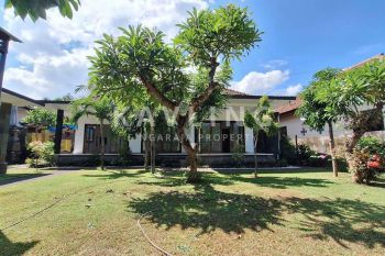 Dijual Villa Sebelah Sapi Gerumbungan Lovina