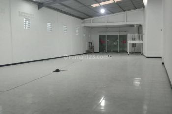 Gudang baru Soreang . Exit tol soreang *