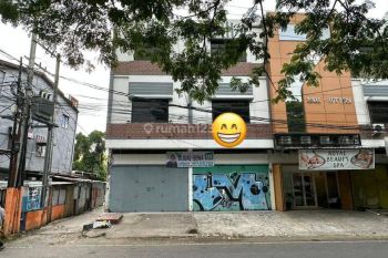 Disewakan Ruko 3lantai di Veteran Selatan