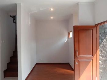 Rumah 2 Lantai Kualitas Bata Merah Termurah Sawangan Depok