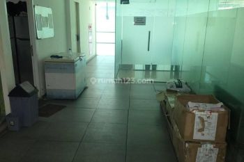 Disewakan Kantor Mainroad Merdeka Cocok Utk Biliard Cafe Kantor
